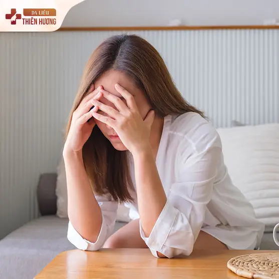 Nám Cánh Bướm Là Gì? Nguyên Nhân, Dấu Hiệu & Cách Điều Trị