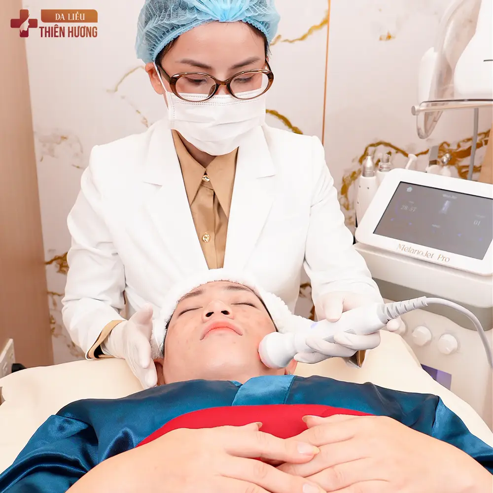 Nám Chân Đinh Là Gì? Nguyên Nhân, Dấu Hiệu & Cách Điều Trị