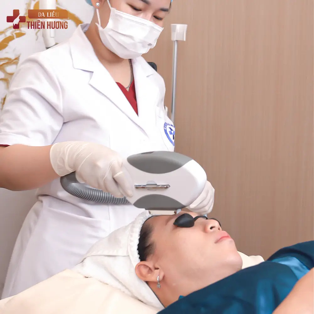 Công nghệ IPL trị nám da: Cơ chế, hiệu quả & ưu nhược điểm