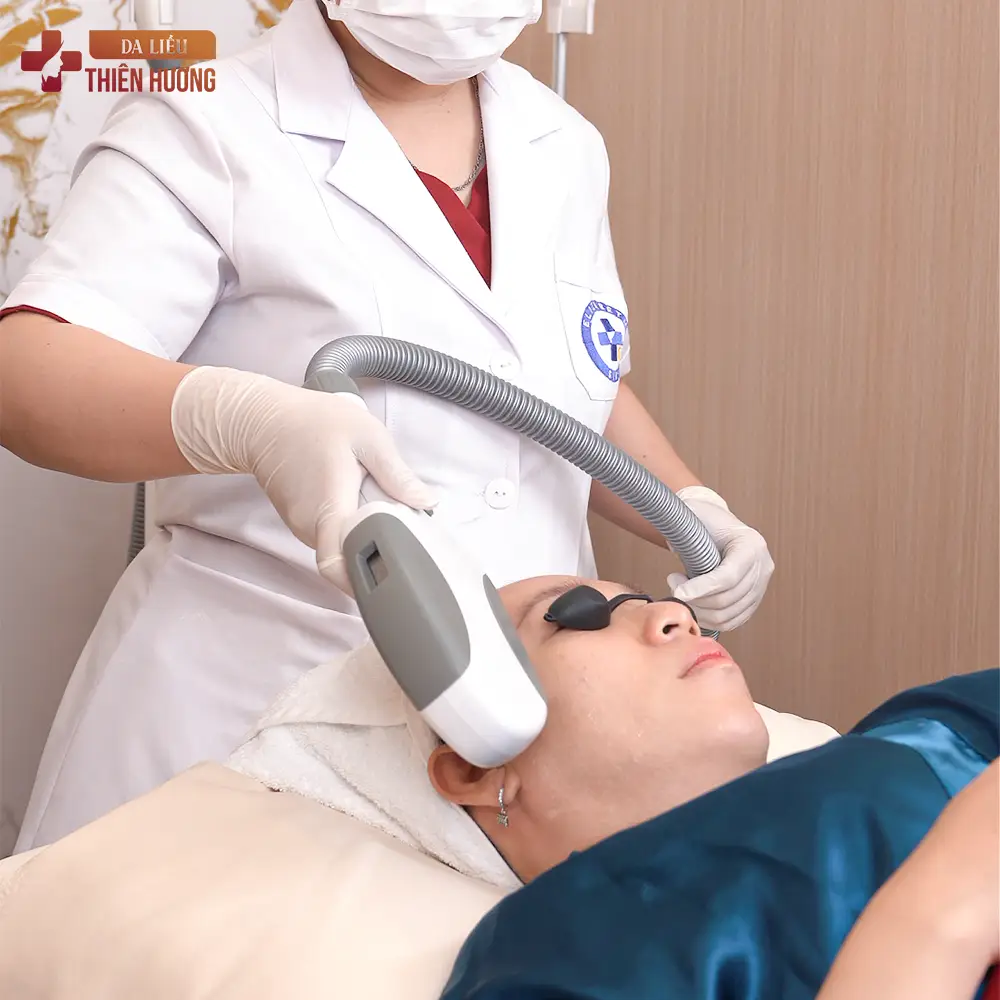 Công nghệ IPL trị nám da: Cơ chế, hiệu quả & ưu nhược điểm